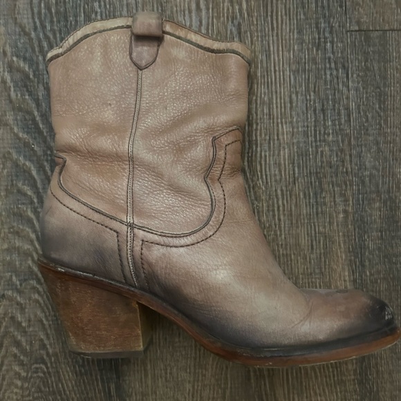 Sam Edelman Size 8M slight slouch cowboy boots in good used condition - Picture 8 of 12